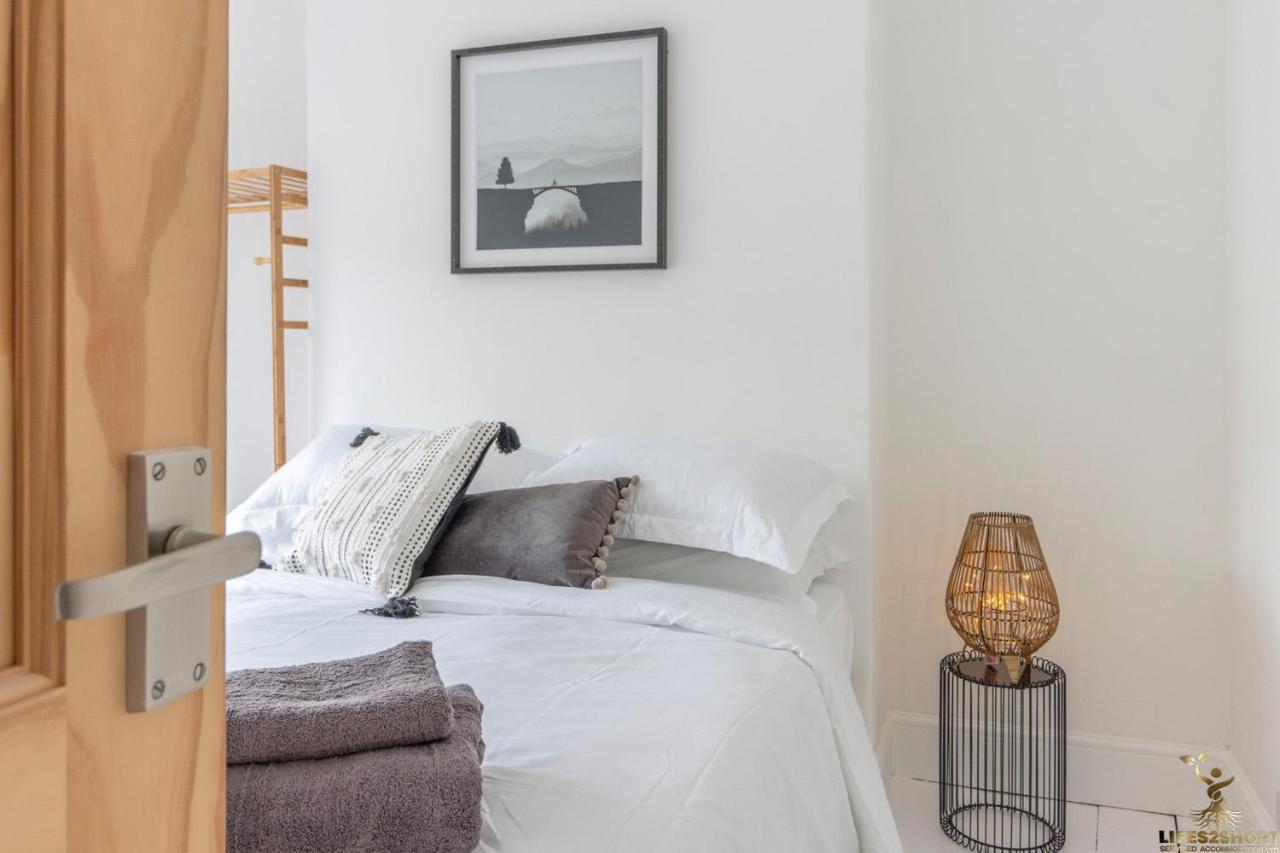 Luxe Garden House For 6 In Central Έξετερ Εξωτερικό φωτογραφία