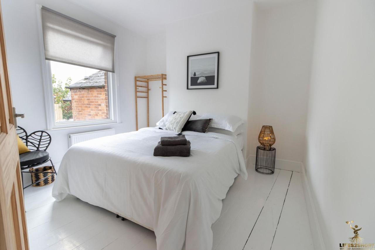 Luxe Garden House For 6 In Central Έξετερ Εξωτερικό φωτογραφία